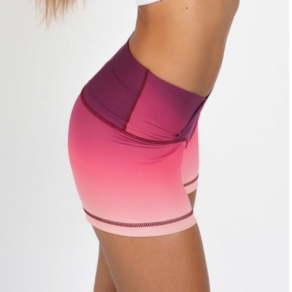 SWEDISH FALL Pink Flex Waist Shorts Berry Flame Size S Workout Gym CrossFit - Picture 3 of 16